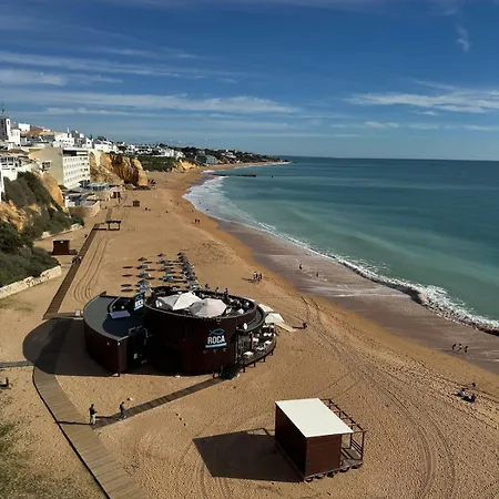 Relaxing In Jardim Albufeira